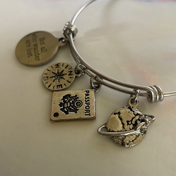 Not all who wander are lost travel bangle bracelet - Picture 5 of 7